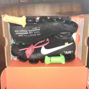 Off-White Vapor Max